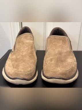 Men's Skechers Equalizer Mind Game Shoes Light Brown Size 11 Suede